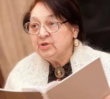 irina tokmakova βιογραφία για παιδιά