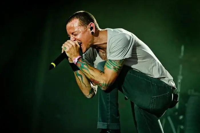 Chester Bennington voice