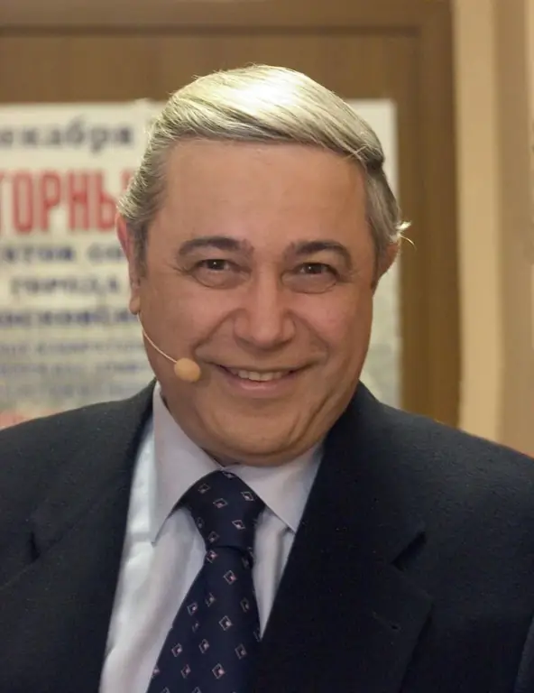 Umorul lui Petrosyan, biografia și cariera lui