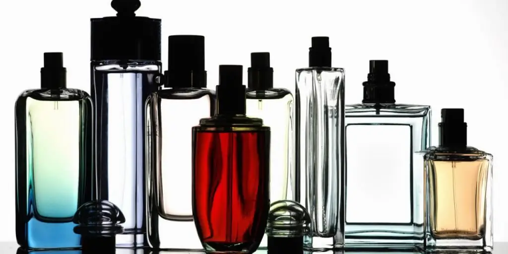 Botol parfum warna-warni