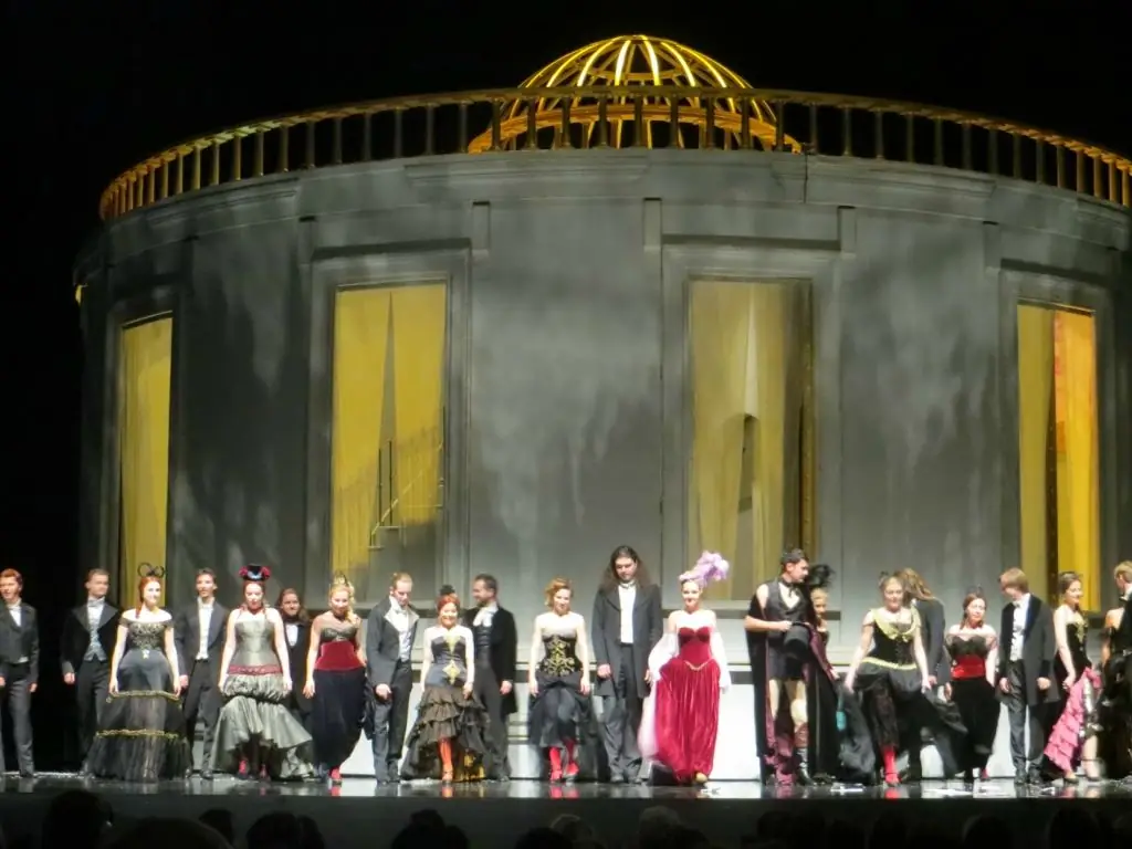 Ópera La traviata no Teatro Mariinsky