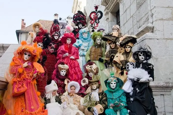 Venetian carnival: history and modernity