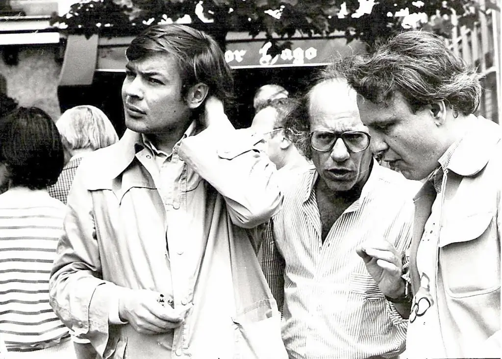 1980, Paris: ในการสาธิตการทำงานที่สถานทูตโซเวียต Vadim และ V. Bukovsky