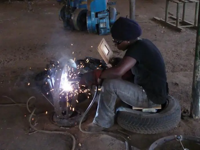 Ang pinakanakakatawang biro tungkol sa mga welder