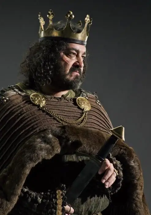 Robert Baratheon. King with branched horns