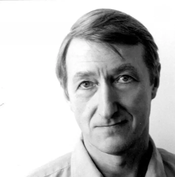 Julian Barnes: forfatterens litterære aktivitet og præstationer