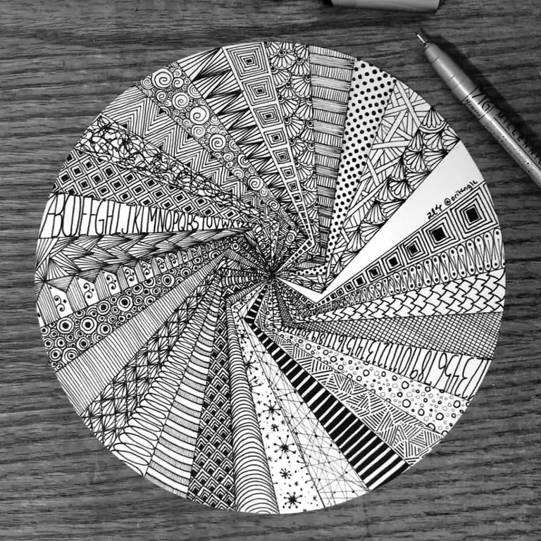 motifs zentangle en spirale