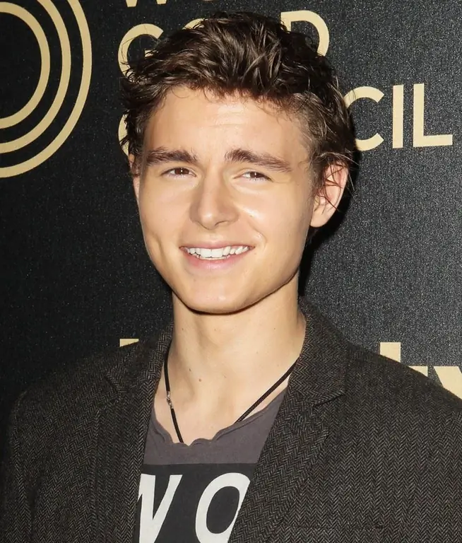 Foto des australischen Schauspielers Callan McAuliffe