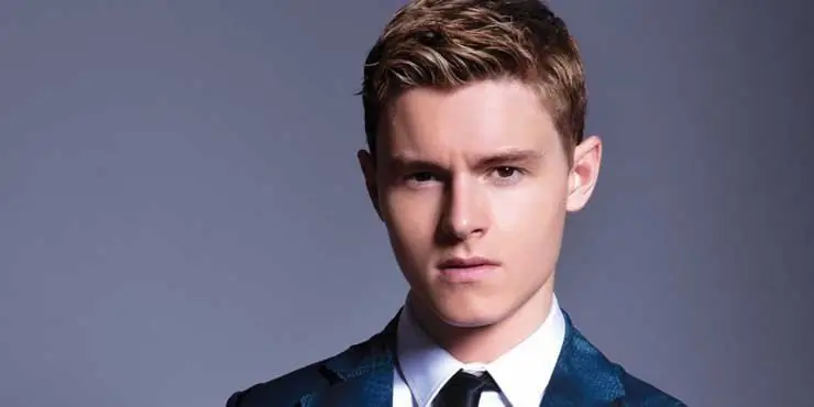 Igralec Callan McAuliffe: vloge, filmi, biografija