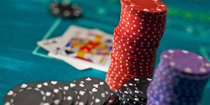 Resensie van die casino "21 Nova": resensies, bonusse en reeks speletjies