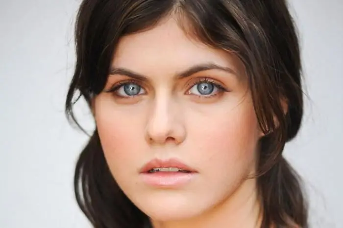 Alexandra Daddario personlige liv